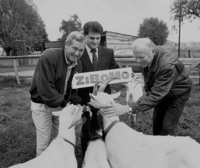 (v.l.: Wolfgang Sudmann, Willy Schramm und Ulrich Schröder) (v.l.: Wolfgang Sudmann, Willy Schramm und Ulrich Schröder)
